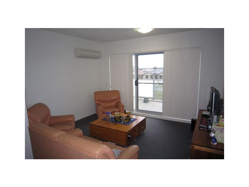 17/329 Flemington Road, Franklin ACT 2913