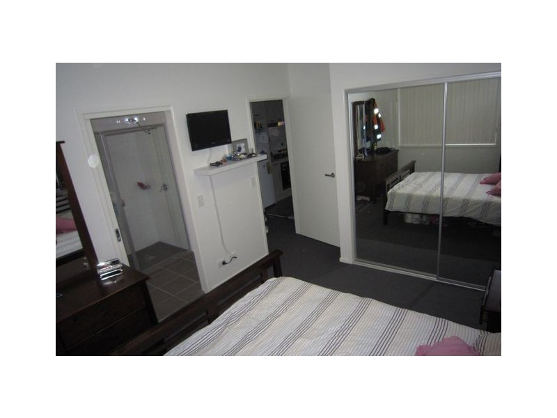 17/329 Flemington Road, Franklin ACT 2913