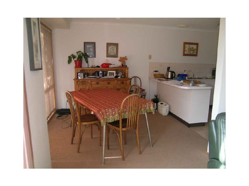 2/32 Crisp Circuit, Bruce ACT 2617