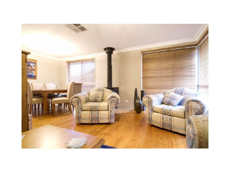 102 Copland Drive, Evatt ACT 2617