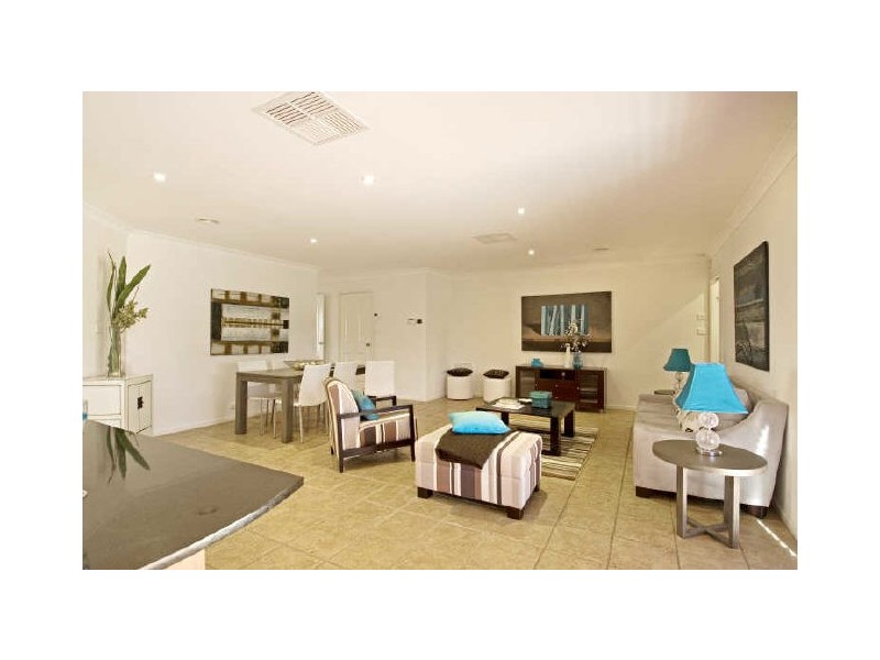 4 Petersilka Street, Gungahlin ACT 2912