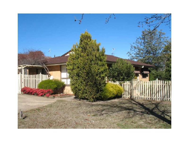 32 Cooney Court, Charnwood ACT 2615