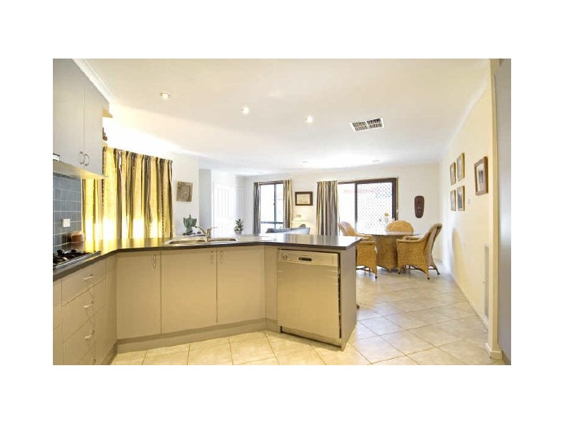 93 William Webb Drive, Mckellar ACT 2617