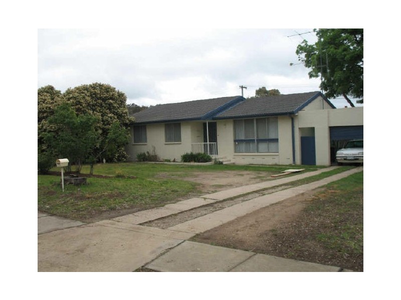 110 Chuculba Crescent, Giralang ACT 2617