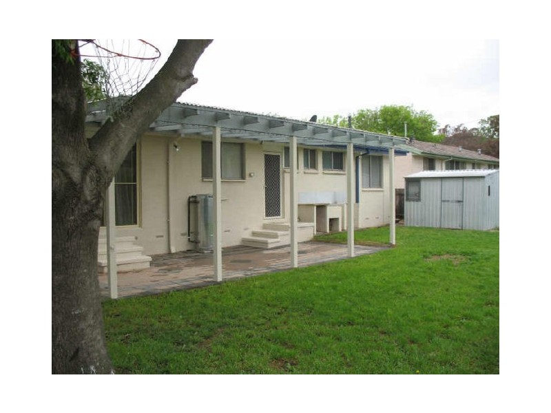 110 Chuculba Crescent, Giralang ACT 2617