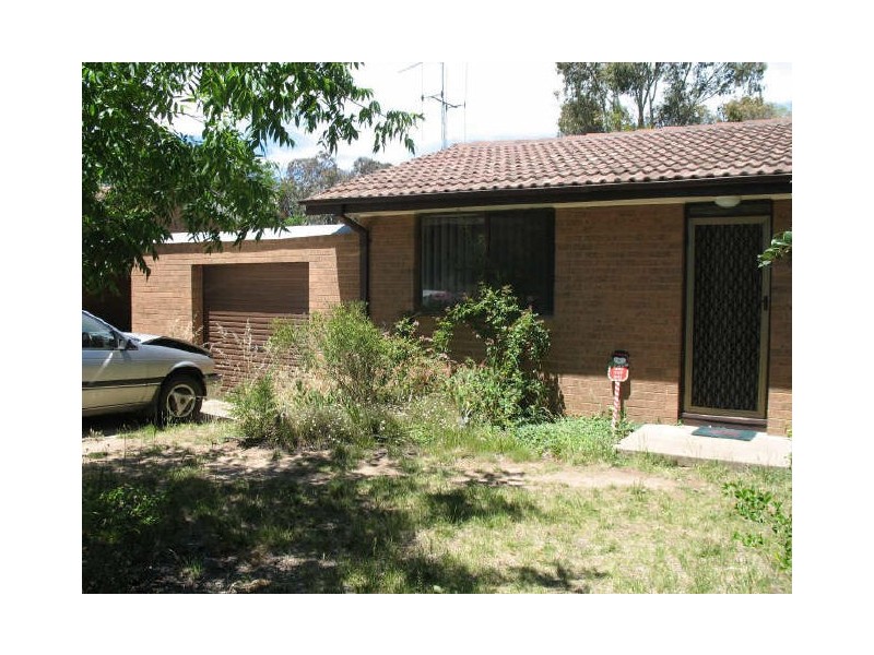8 Schaffer Place, Charnwood ACT 2615