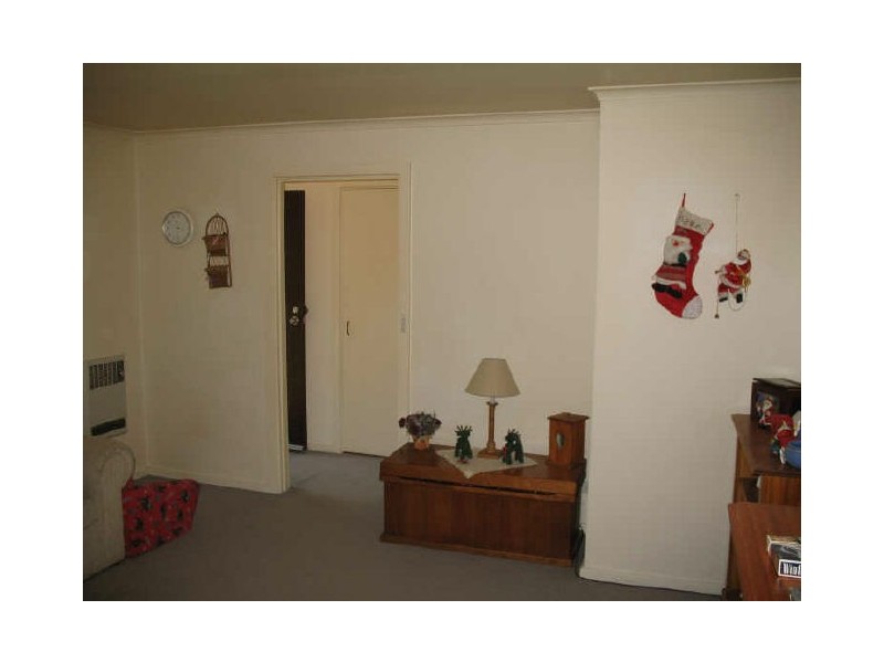 8 Schaffer Place, Charnwood ACT 2615