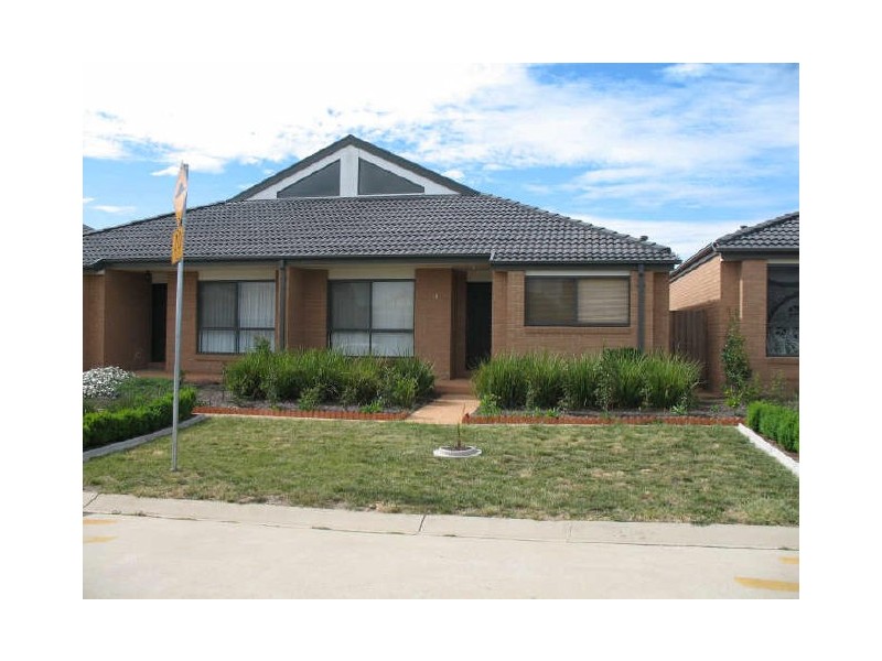 16/2 Yule Street, Amaroo ACT 2914