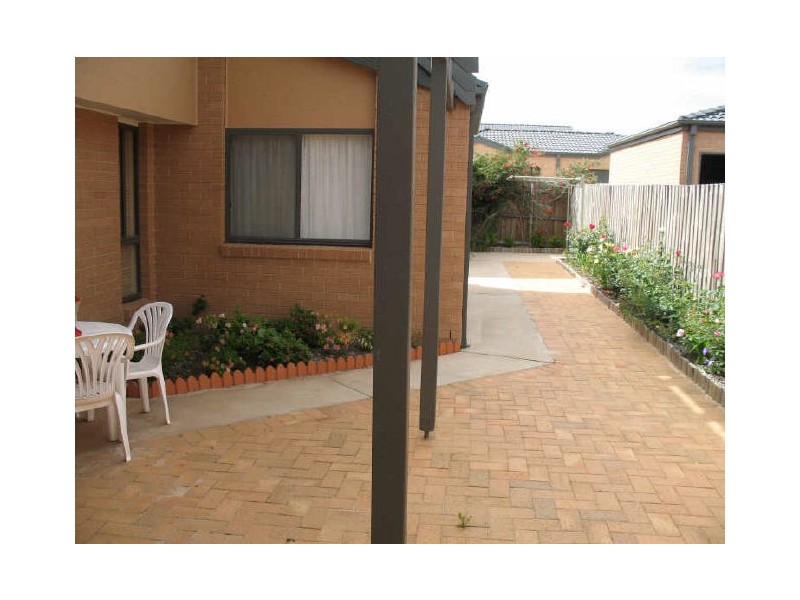 16/2 Yule Street, Amaroo ACT 2914