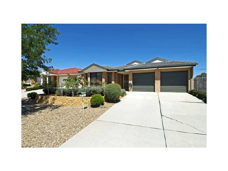 33 Pedrail Place, Dunlop ACT 2615