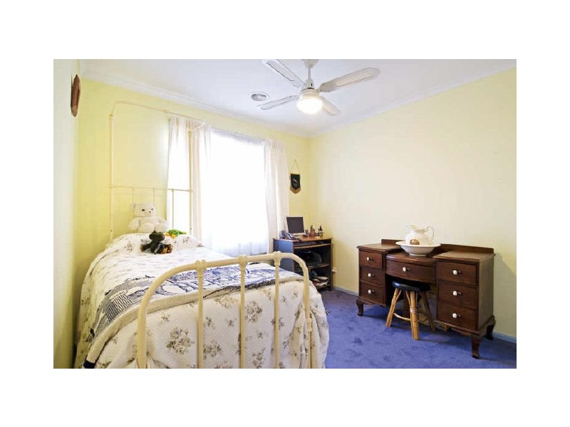 33 Pedrail Place, Dunlop ACT 2615