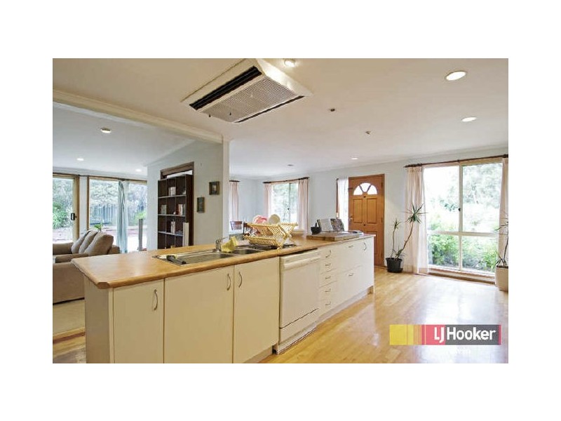 8 Alma Close, Palmerston ACT 2913