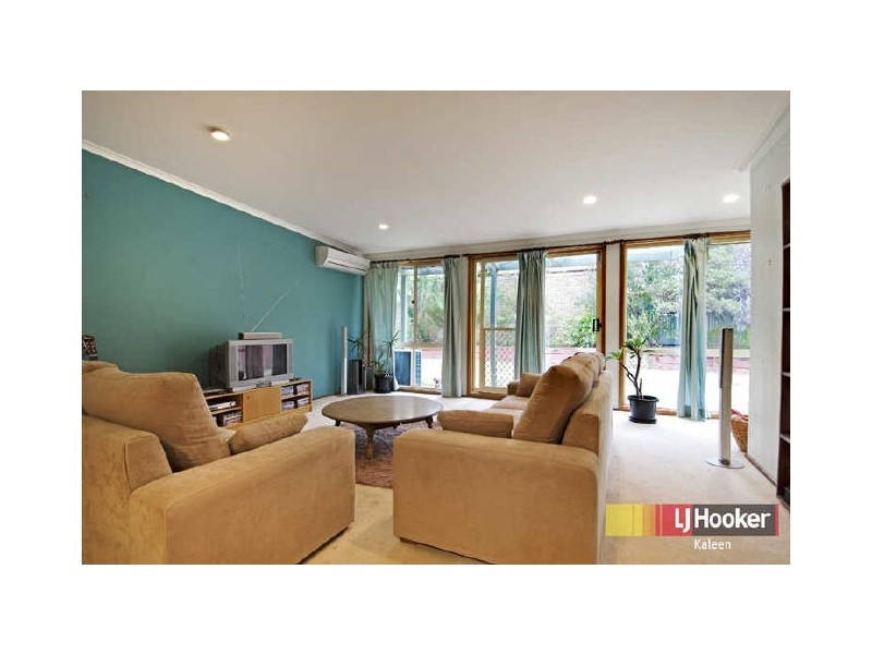 8 Alma Close, Palmerston ACT 2913