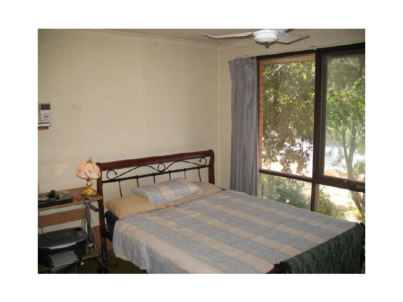 16 Canopus Crescent, Giralang ACT 2617