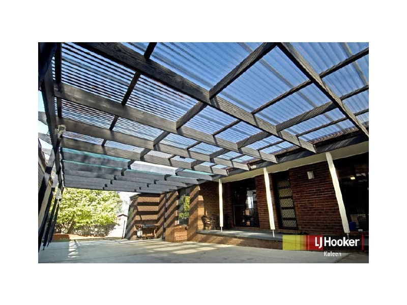 15 Fred Johns Crescent, Mckellar ACT 2617