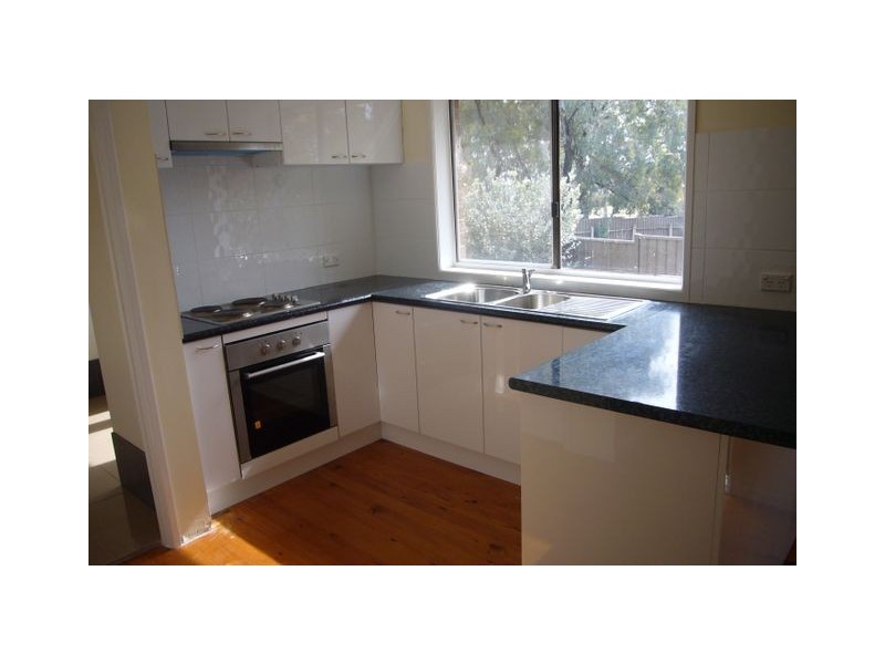 4 Selby Place, Charnwood ACT 2615