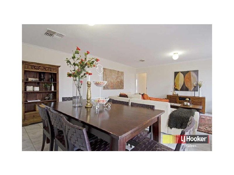 11 Cockatoo Place, Nicholls ACT 2913