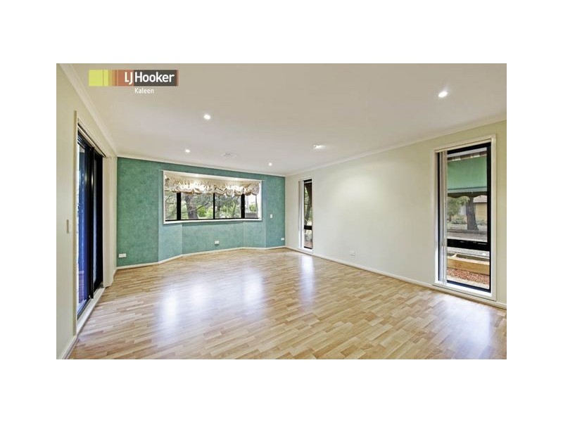 10 Oakover Circuit, Kaleen ACT 2617