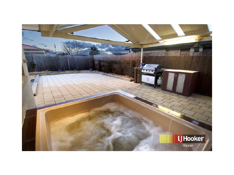 5 Swallow Street, Dunlop ACT 2615
