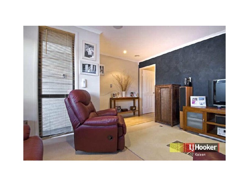 5 Swallow Street, Dunlop ACT 2615
