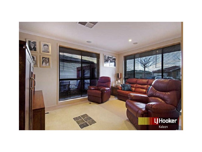 5 Swallow Street, Dunlop ACT 2615