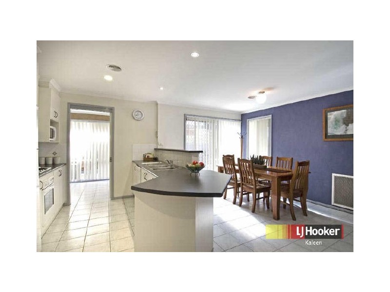 5 Doutney Place, Dunlop ACT 2615