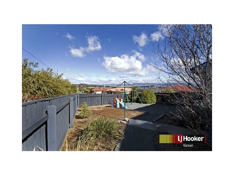 5 Doutney Place, Dunlop ACT 2615