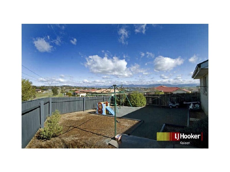 5 Doutney Place, Dunlop ACT 2615