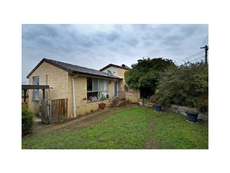 2/5 Lelta Place, Giralang ACT 2617