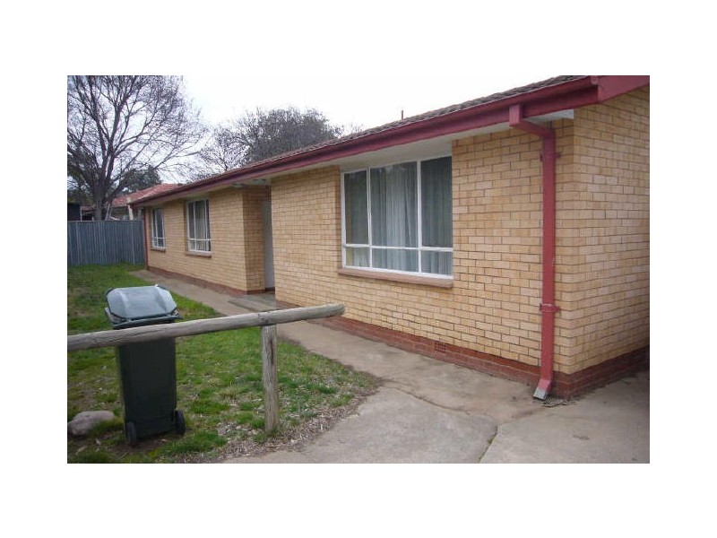 12 Belconnen Way, Page ACT 2614