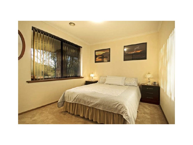 8 Rigel Place, Giralang ACT 2617