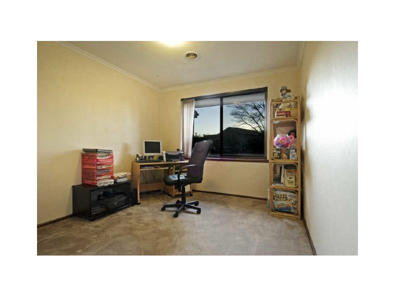 8 Rigel Place, Giralang ACT 2617