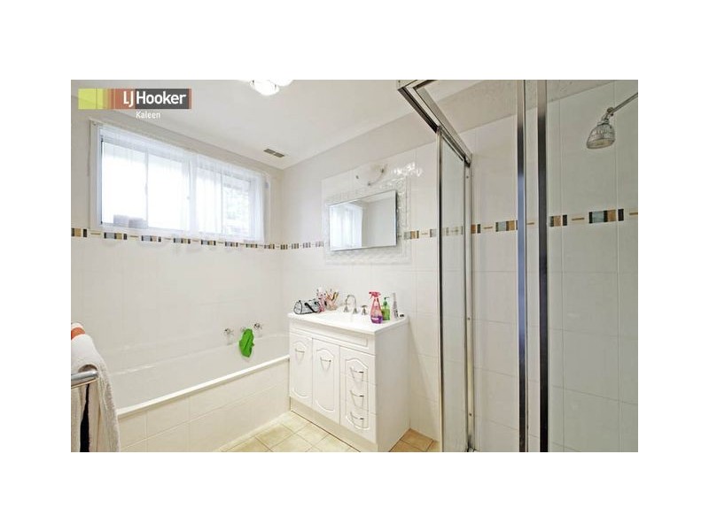 4 Forsyth Place, Charnwood ACT 2615