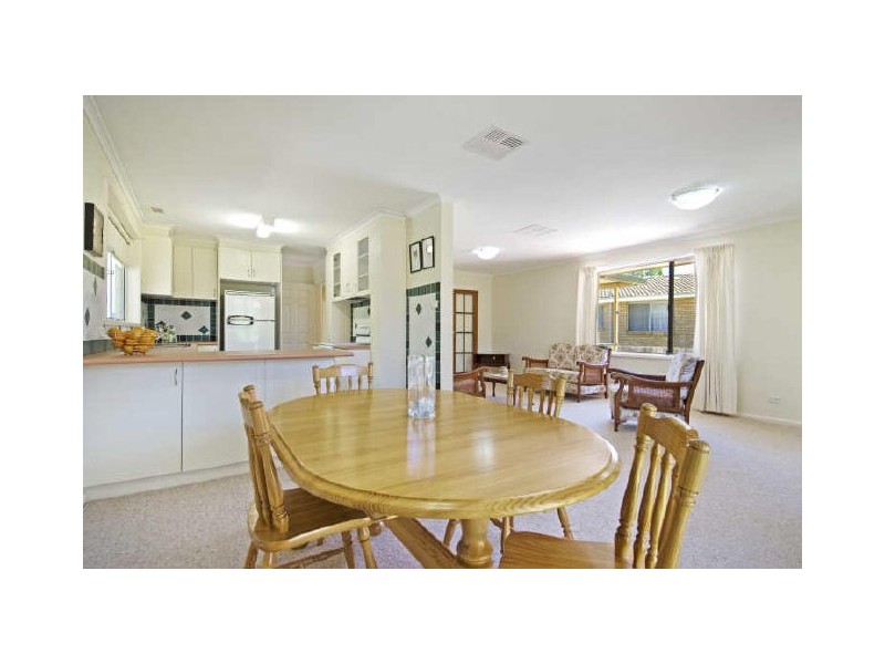 10 Powers Place, Latham ACT 2615