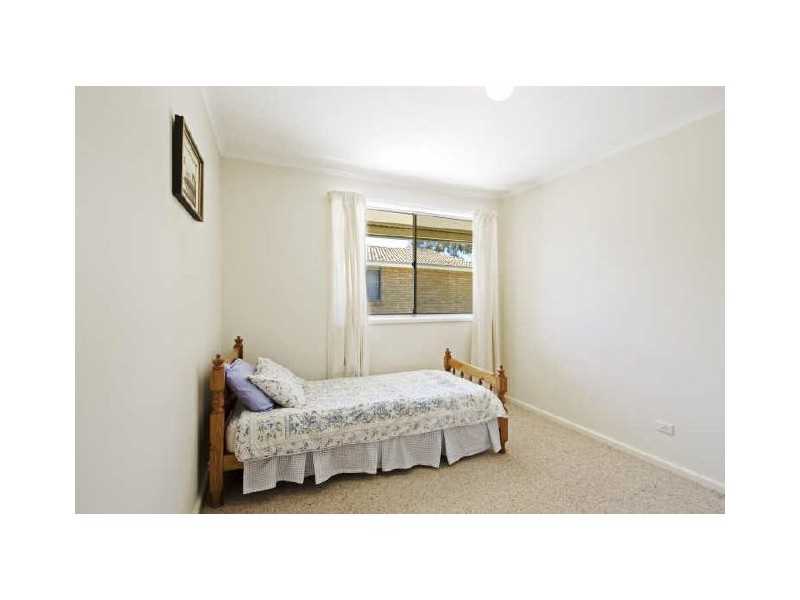 10 Powers Place, Latham ACT 2615