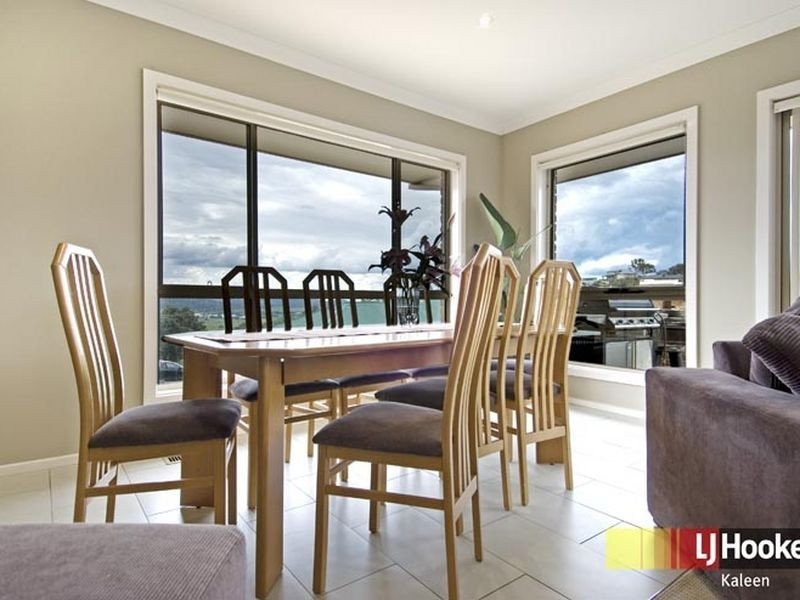 2 Evan Place, Jerrabomberra NSW 2619