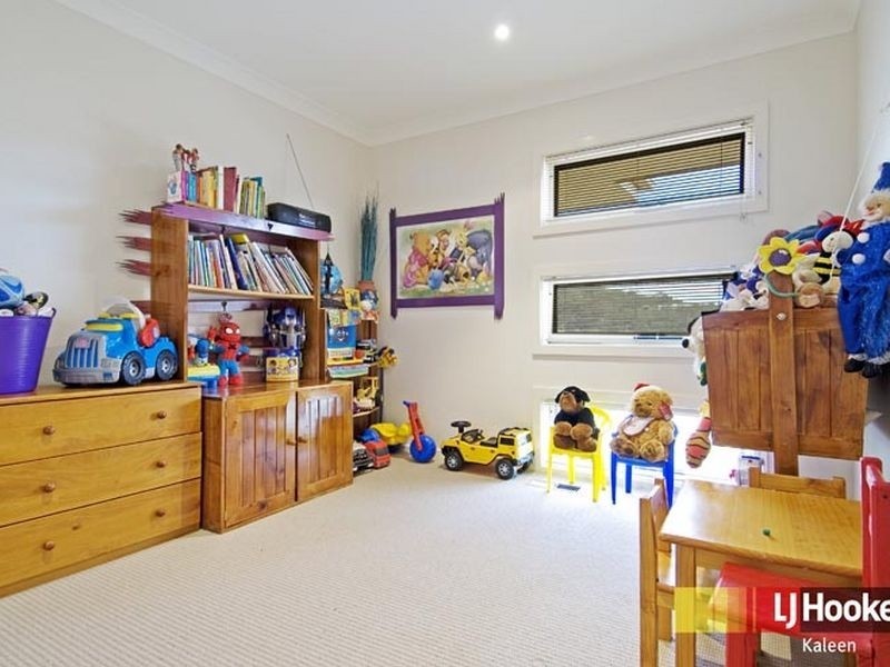 2 Evan Place, Jerrabomberra NSW 2619