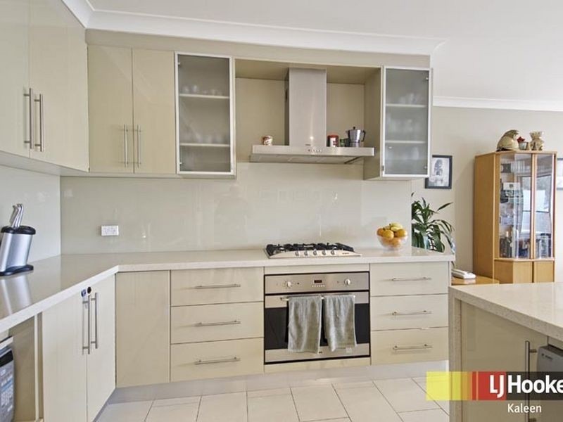 2 Evan Place, Jerrabomberra NSW 2619