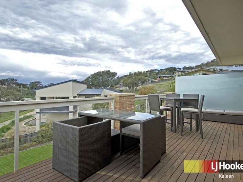 2 Evan Place, Jerrabomberra NSW 2619