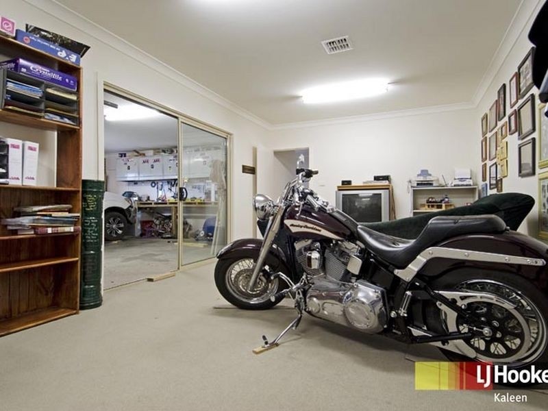 2 Evan Place, Jerrabomberra NSW 2619