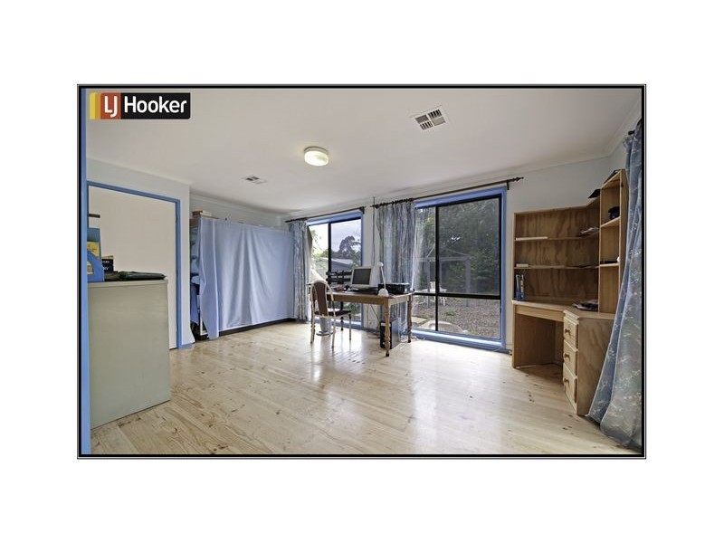 10 Hirst Place, Giralang ACT 2617