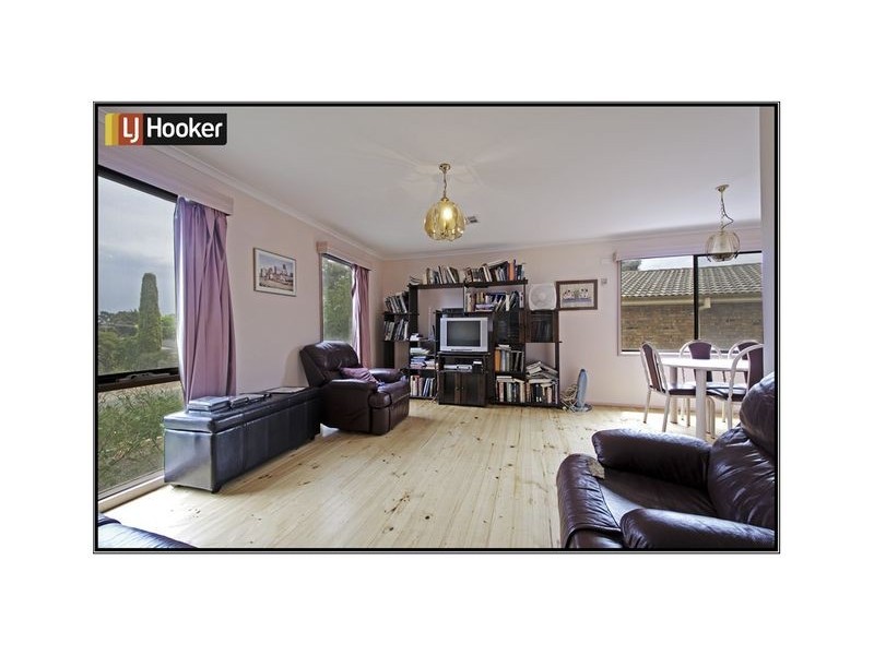 10 Hirst Place, Giralang ACT 2617