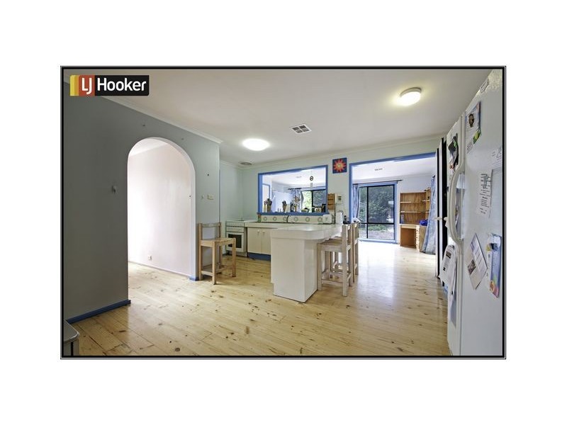 10 Hirst Place, Giralang ACT 2617