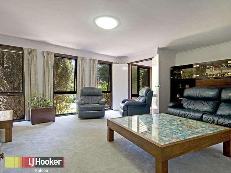 4 Nangle Place, Giralang ACT 2617