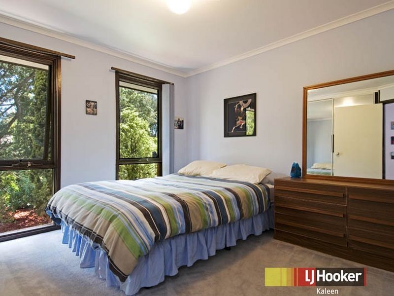 4 Nangle Place, Giralang ACT 2617