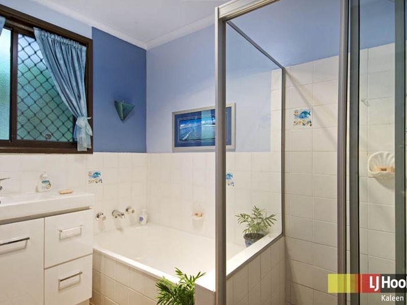 4 Nangle Place, Giralang ACT 2617