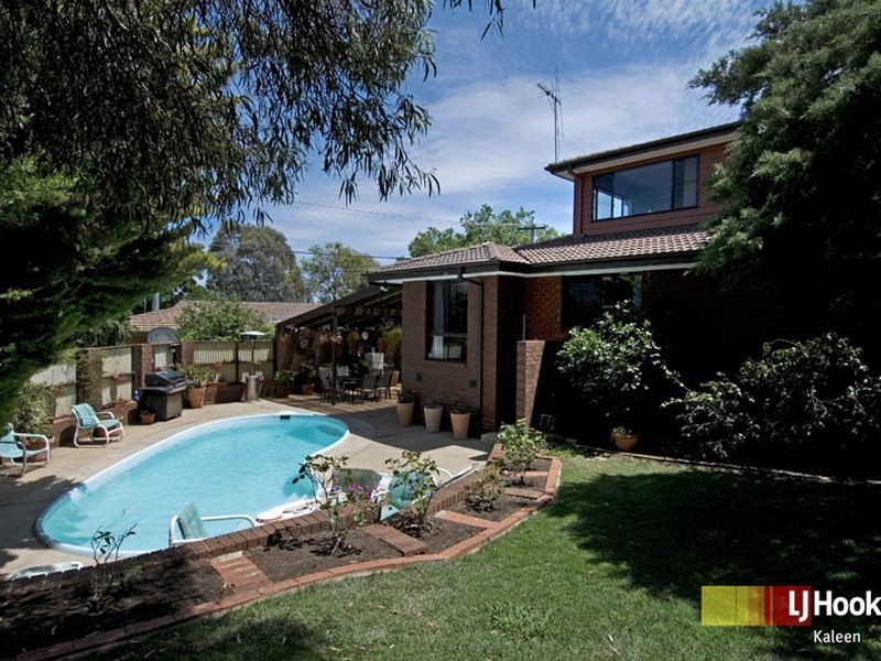 4 Nangle Place, Giralang ACT 2617