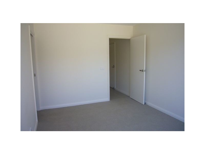 18/297 Flemington Road 2913′, Franklin ACT 2913