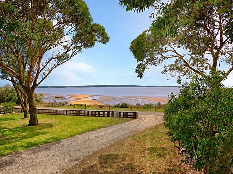 48-50 Foreshore Road, Caldermeade VIC 3984