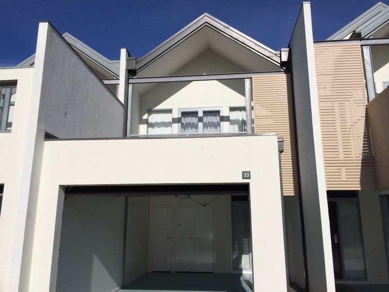 33/9 Greg Norman Drive, Point Cook VIC 3030